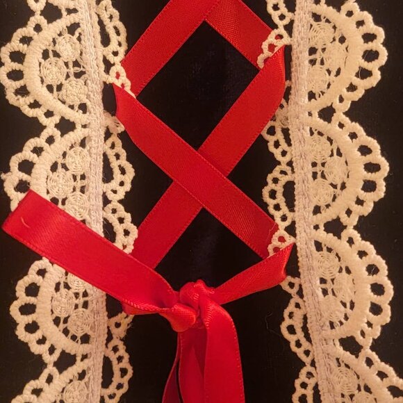 Trish Scully Snow White Princess Dress Costume Size 6 - Worn once - EUC - Picture 2 of 7